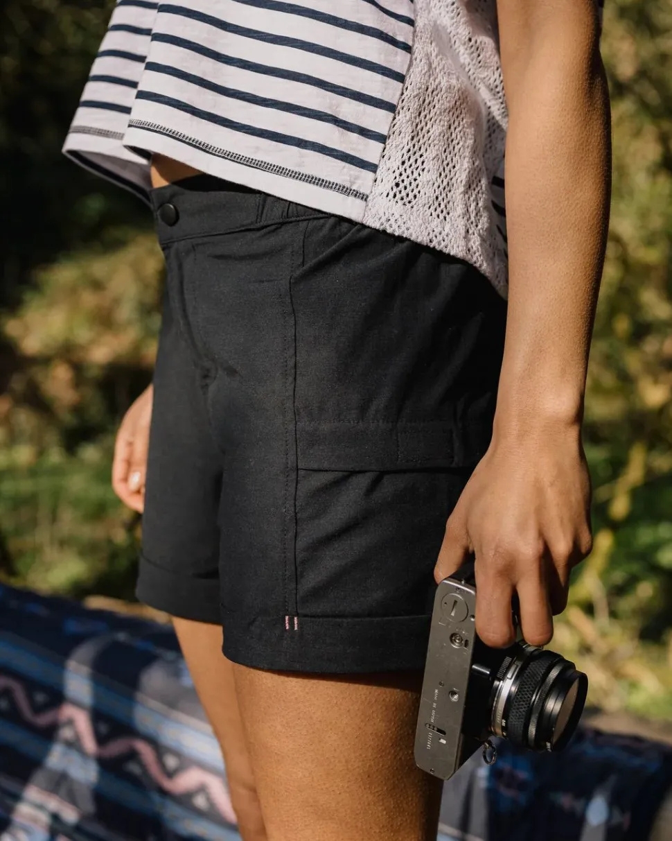 Laura Fixed Waist Short