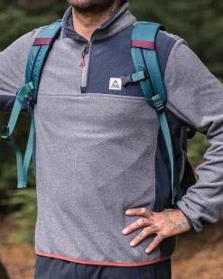 Root Recycled Polar 1/4 Zip Fleece