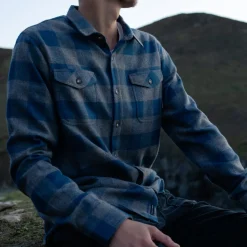 Vacant Shirt