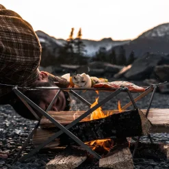 Wolf and Grizzly Grill (without Fire Set)